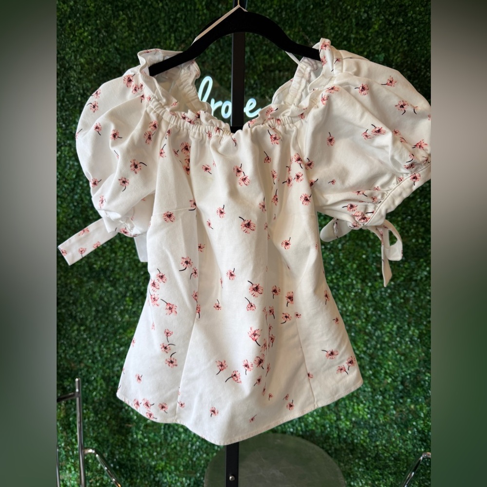 CeCe White Floral Puff Sleeve Off Shoulder Blouse